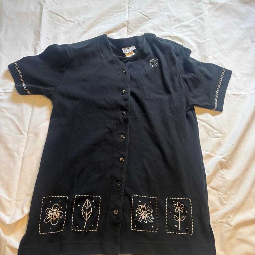 Jantzen Women's Black and Navy Blouse